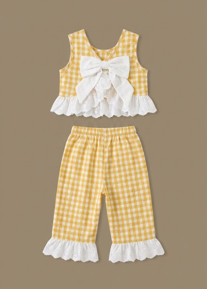 The classic yellow lace set