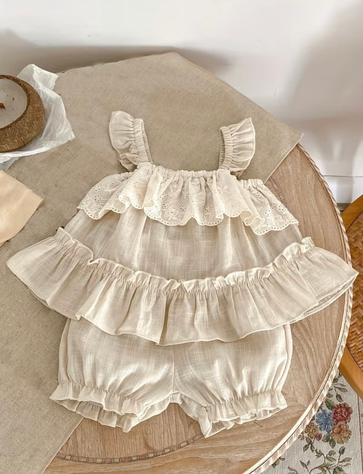 Linen Lace detailed top and shorts set