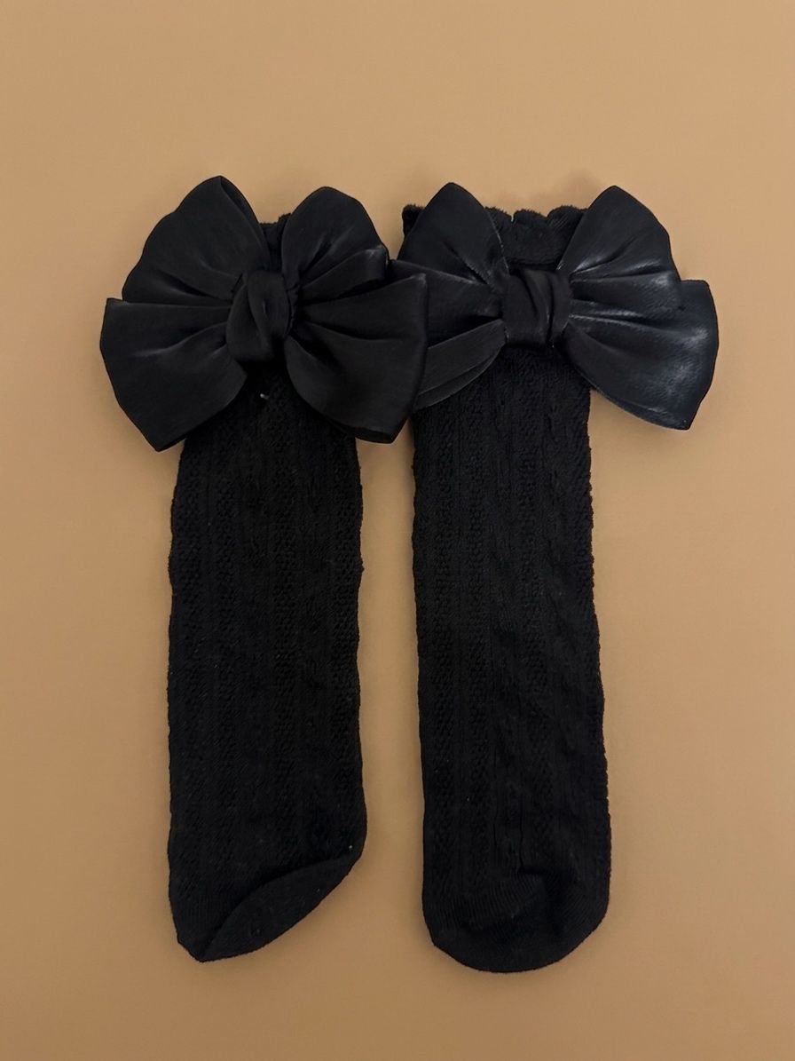 Black Bow Cable Knit Socks