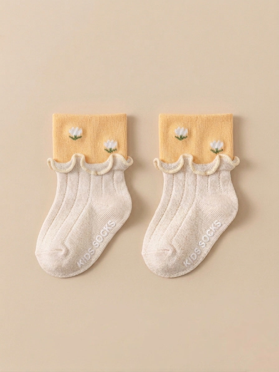 Buttercup Bloom Frill Socks