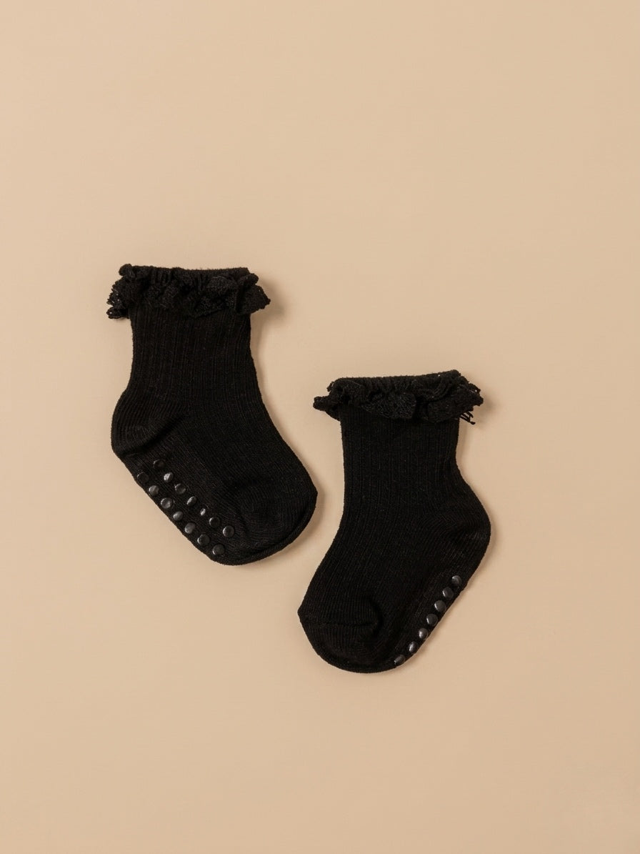 Crochet Ruffle Ankle Socks - Black