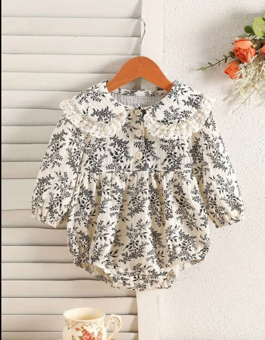 Organic muslin bodysuit