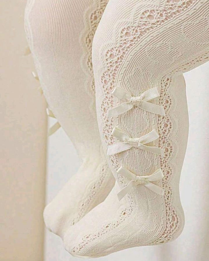 Cream Lace-Trimmed Tights with Bows